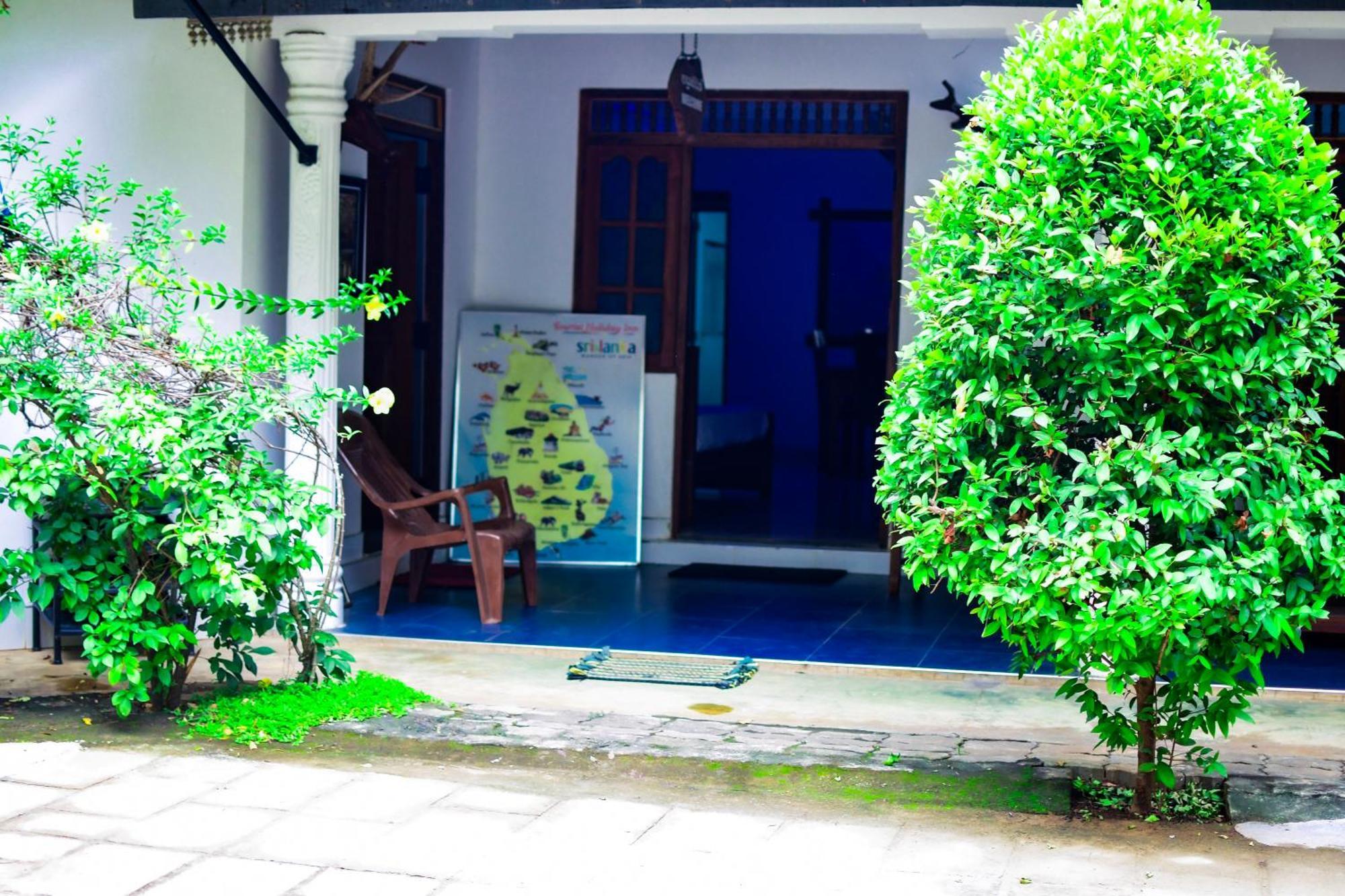 Tourist Holiday Inn Dambulla Dış mekan fotoğraf