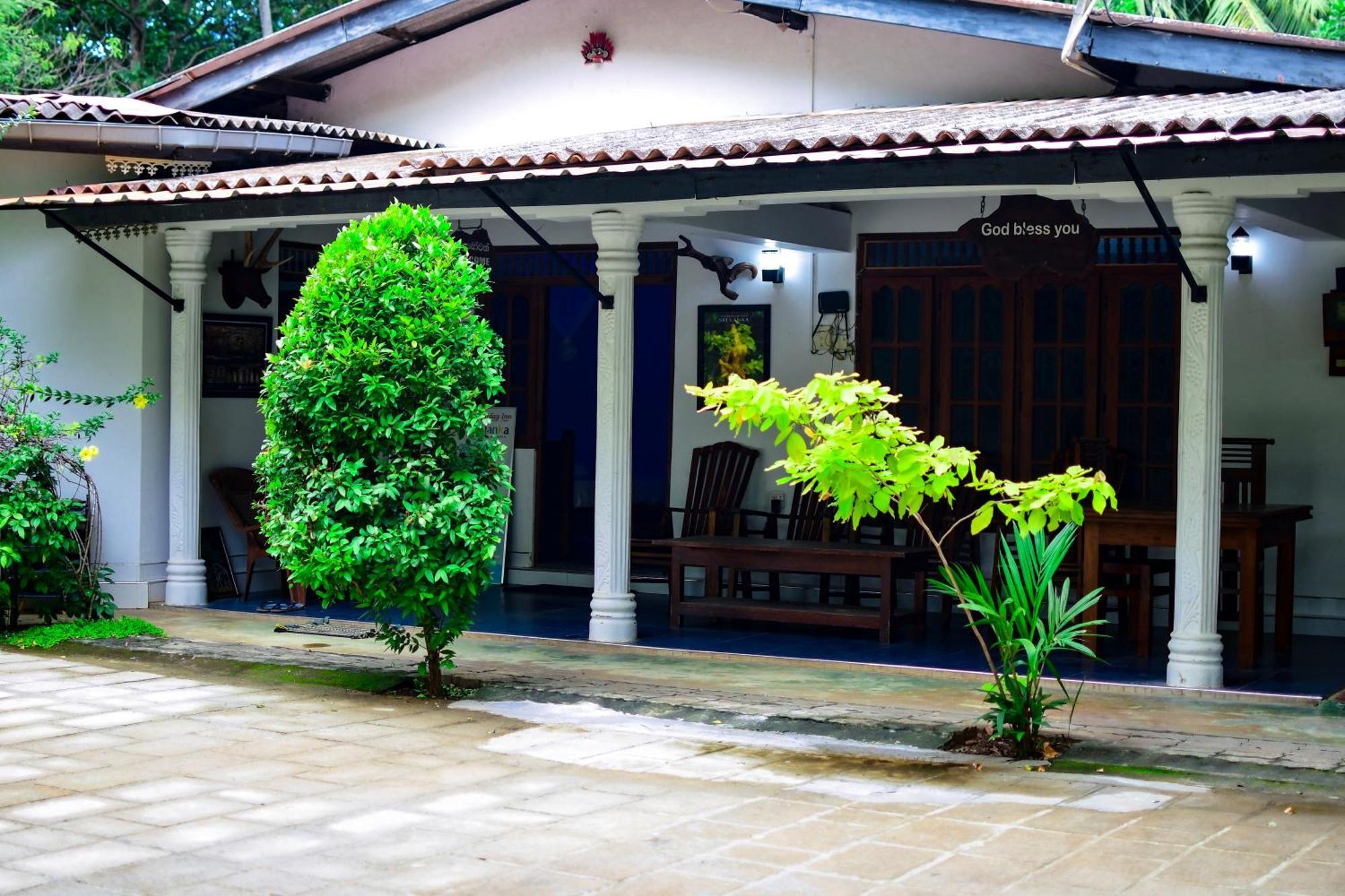 Tourist Holiday Inn Dambulla Dış mekan fotoğraf